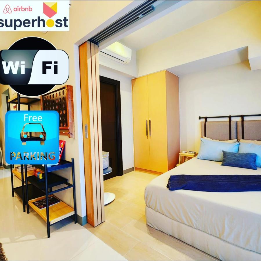 Spacious Unit Steps Away From Uptown Mall And Mitsukoshi Mall Free Parking With Washer Manila Exterior photo