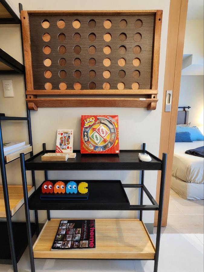 Spacious Unit Steps Away From Uptown Mall And Mitsukoshi Mall Free Parking With Washer Manila Exterior photo